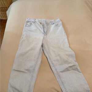 Lee Women's Straight Leg Jeans in Light Gray